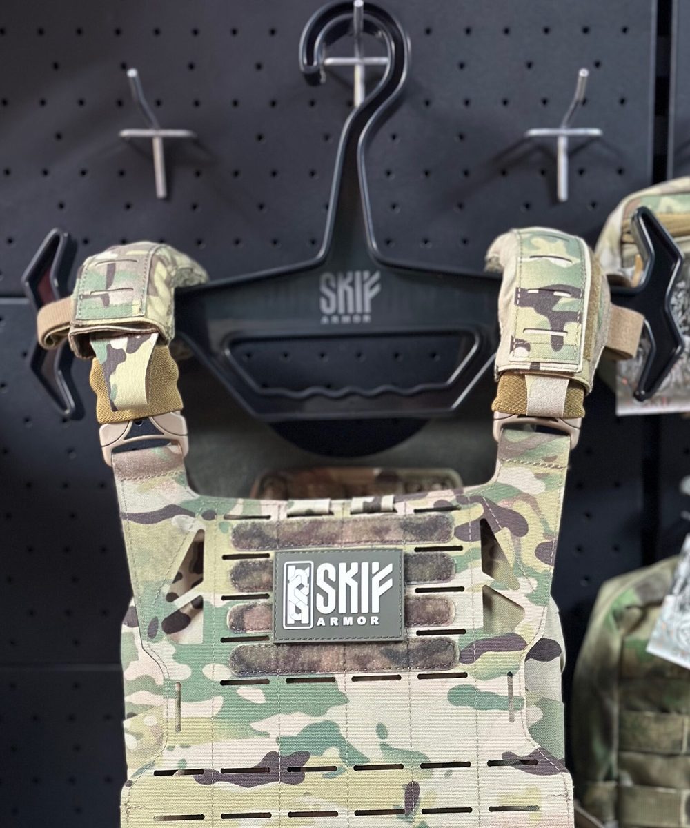 Вешалка для военного снаряжения — SKIF armor, вид спереди